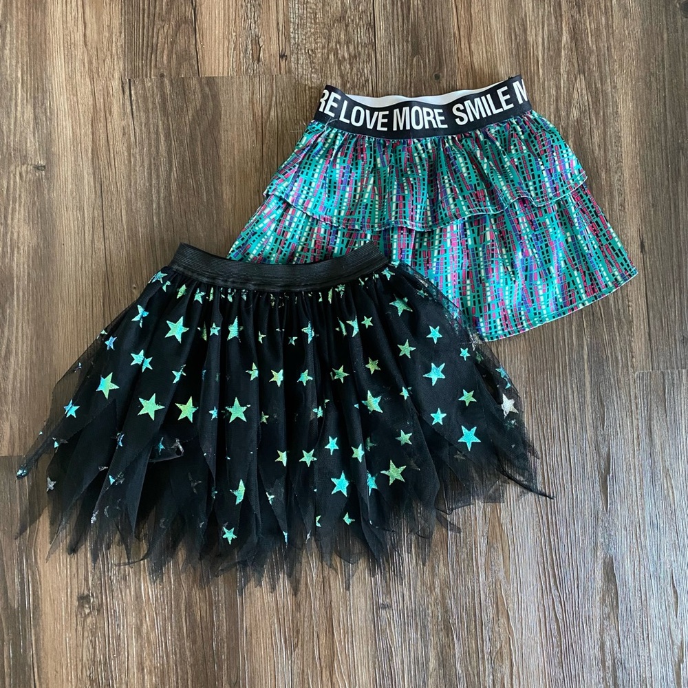 Girls’ Colorful Star and Striped Skirt Set